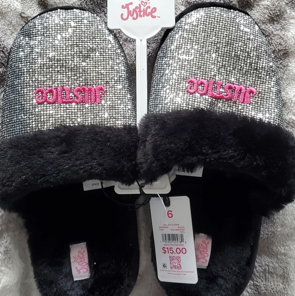 🌸Justice Slippers - Picture 3 of 4